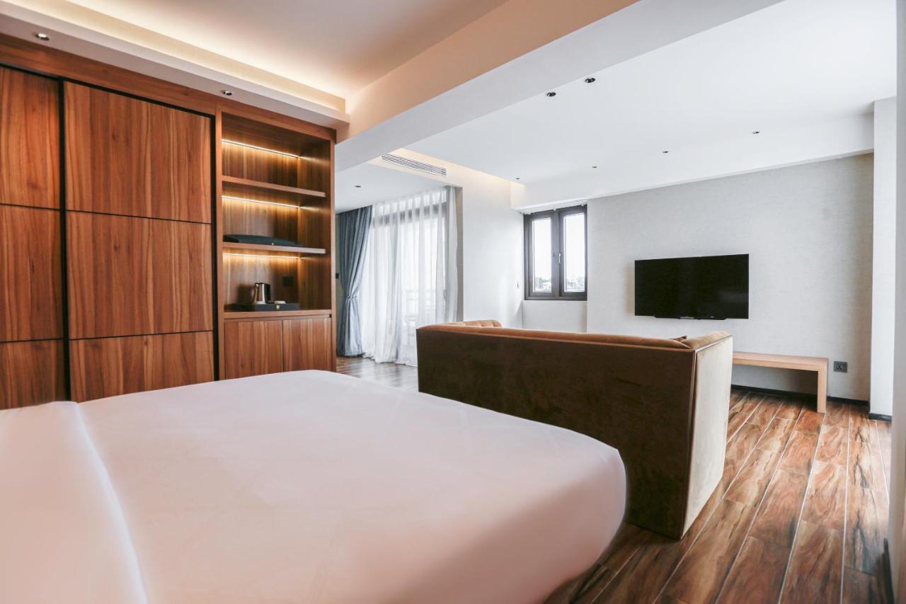 Hotel Casiana & Events Center Tagaytay Managed By Hii タガイタイ エクステリア 写真