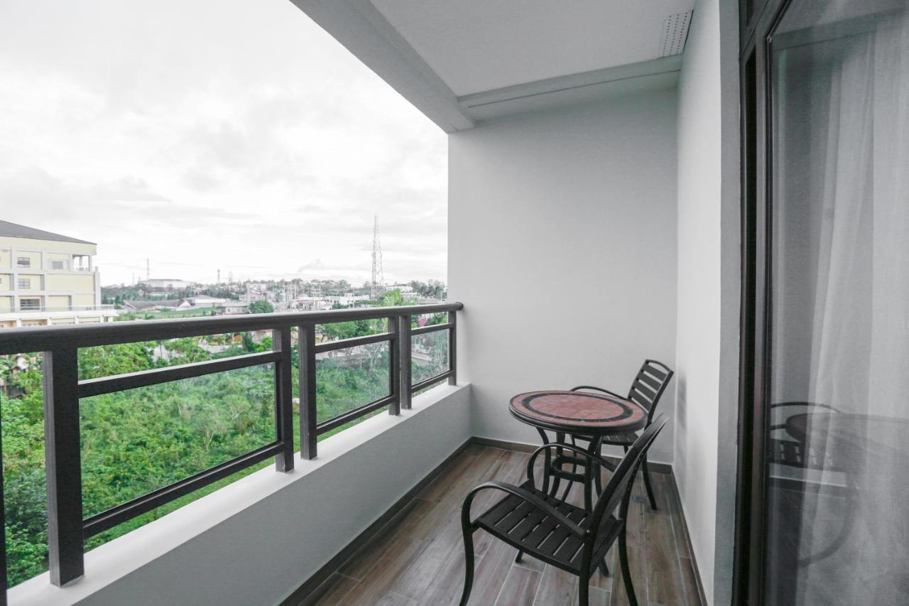 Hotel Casiana & Events Center Tagaytay Managed By Hii タガイタイ エクステリア 写真