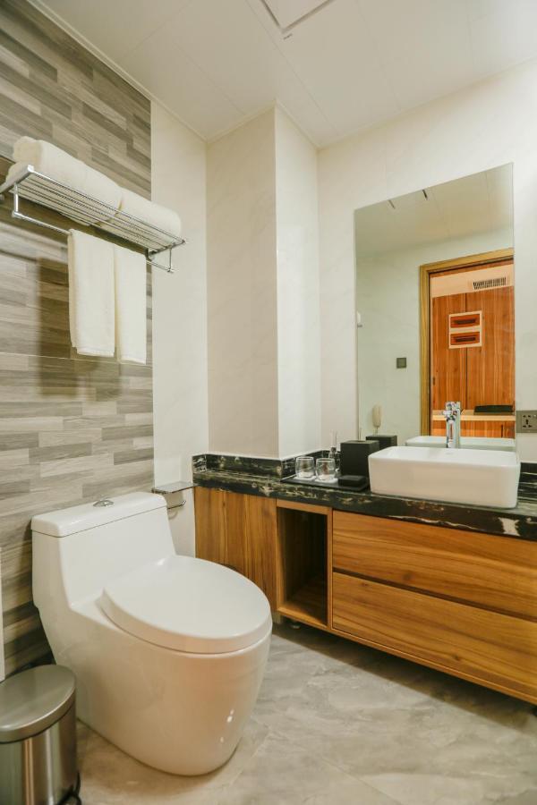 Hotel Casiana & Events Center Tagaytay Managed By Hii タガイタイ エクステリア 写真