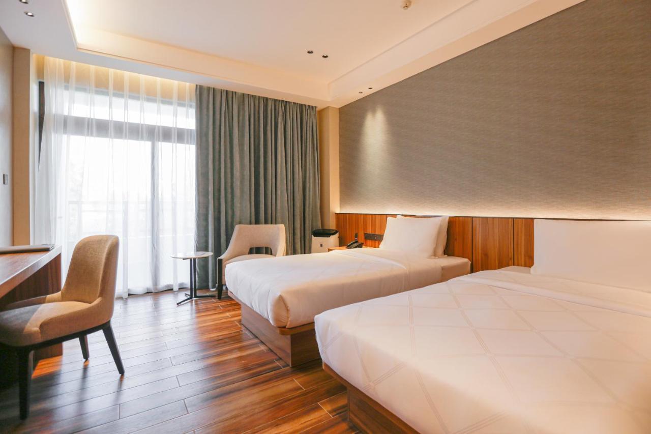 Hotel Casiana & Events Center Tagaytay Managed By Hii タガイタイ エクステリア 写真