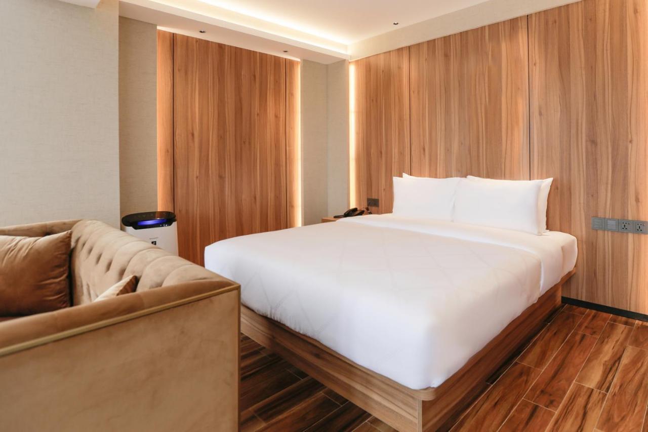 Hotel Casiana & Events Center Tagaytay Managed By Hii タガイタイ エクステリア 写真