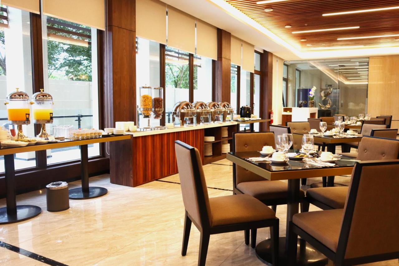 Hotel Casiana & Events Center Tagaytay Managed By Hii タガイタイ エクステリア 写真